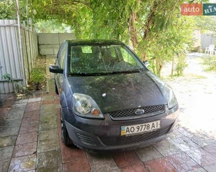 Сірий Форд Фієста, об'ємом двигуна 1.24 л та пробігом 139 тис. км за 3500 $, фото 1 на Automoto.ua