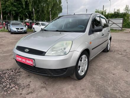 Форд Фиеста 2007 в Шостке на Automoto.ua Серый Форд Фиеста, объемом двигателя 0 л и пробегом 199 тыс. км за 4700 $, фото 1 на Automoto.ua
