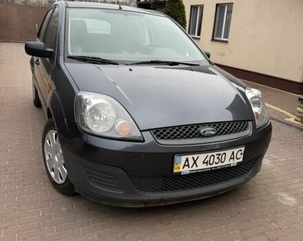 Сірий Форд Фієста, об'ємом двигуна 1.4 л та пробігом 104 тис. км за 4800 $, фото 1 на Automoto.ua