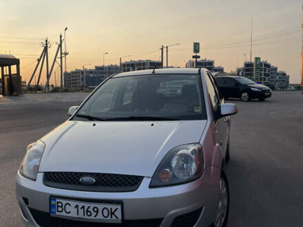 Серый Форд Фиеста, объемом двигателя 1.3 л и пробегом 230 тыс. км за 4300 $, фото 1 на Automoto.ua