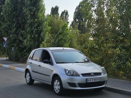 Форд Фиеста 2007 в Обухове на Automoto.ua Серый Форд Фиеста, объемом двигателя 1.2 л и пробегом 242 тыс. км за 3700 $, фото 1 на Automoto.ua