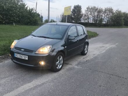 Форд Фієста 2007 у Чигирине на Automoto.ua Сірий Форд Фієста, об'ємом двигуна 1.4 л та пробігом 243 тис. км за 4700 $, фото 1 на Automoto.ua