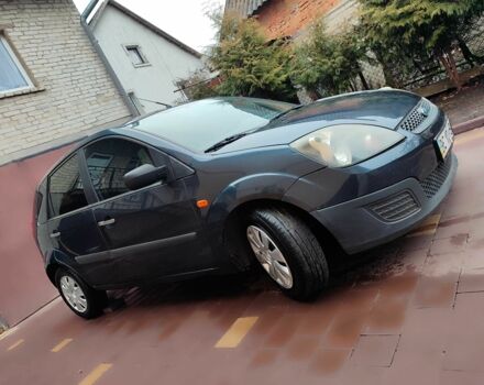 Сірий Форд Фієста, об'ємом двигуна 1.4 л та пробігом 204 тис. км за 3550 $, фото 1 на Automoto.ua