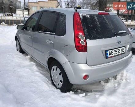 Сірий Форд Фієста, об'ємом двигуна 1.6 л та пробігом 180 тис. км за 5400 $, фото 1 на Automoto.ua