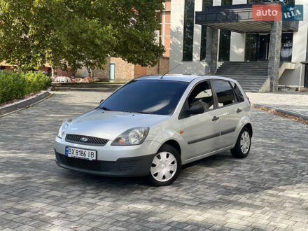 Форд Фиеста 2007 в Мукачеве на Automoto.ua Серый Форд Фиеста, объемом двигателя 1.24 л и пробегом 157 тыс. км за 3750 $, фото 1 на Automoto.ua