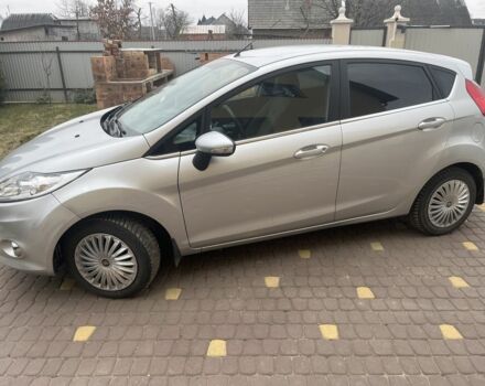 Сірий Форд Фієста, об'ємом двигуна 1.2 л та пробігом 110 тис. км за 5500 $, фото 1 на Automoto.ua