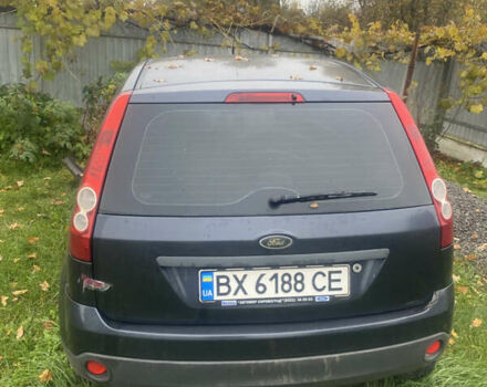 Форд Фиеста 2008 в Шепетовке на Automoto.ua Серый Форд Фиеста, объемом двигателя 1.24 л и пробегом 30 тыс. км за 1000 $, фото 1 на Automoto.ua