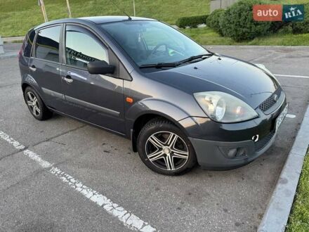 Форд Фієста 2008 у Києві на Automoto.ua Сірий Форд Фієста, об'ємом двигуна 1.4 л та пробігом 93 тис. км за 4400 $, фото 1 на Automoto.ua