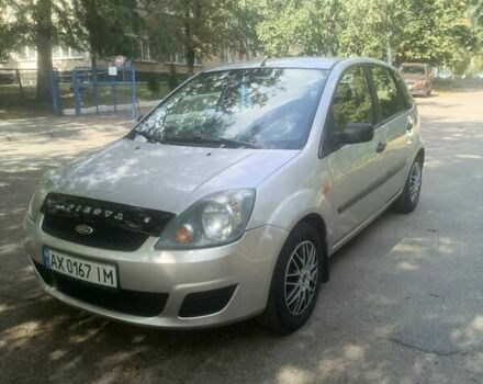 Сірий Форд Фієста, об'ємом двигуна 1.2 л та пробігом 267 тис. км за 3500 $, фото 1 на Automoto.ua