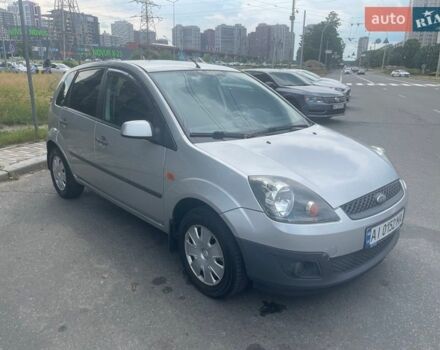 Сірий Форд Фієста, об'ємом двигуна 1.4 л та пробігом 163 тис. км за 4500 $, фото 1 на Automoto.ua