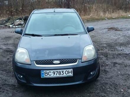 Серый Форд Фиеста, объемом двигателя 1.39 л и пробегом 176 тыс. км за 2100 $, фото 1 на Automoto.ua