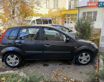Сірий Форд Фієста, об'ємом двигуна 1.39 л та пробігом 149 тис. км за 3500 $, фото 1 на Automoto.ua