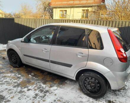 Сірий Форд Фієста, об'ємом двигуна 1.4 л та пробігом 197 тис. км за 3800 $, фото 1 на Automoto.ua