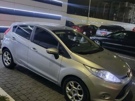 Сірий Форд Фієста, об'ємом двигуна 1.4 л та пробігом 172 тис. км за 6500 $, фото 1 на Automoto.ua