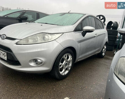 Сірий Форд Фієста, об'ємом двигуна 1.39 л та пробігом 170 тис. км за 6850 $, фото 1 на Automoto.ua