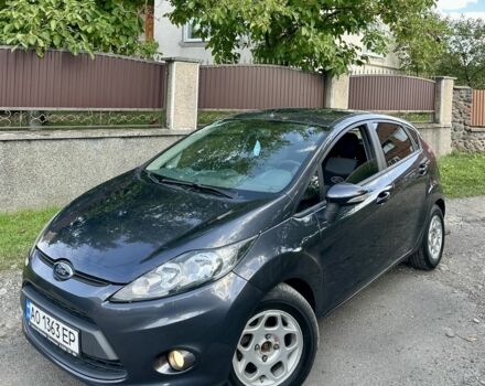 Сірий Форд Фієста, об'ємом двигуна 1.4 л та пробігом 238 тис. км за 5500 $, фото 1 на Automoto.ua