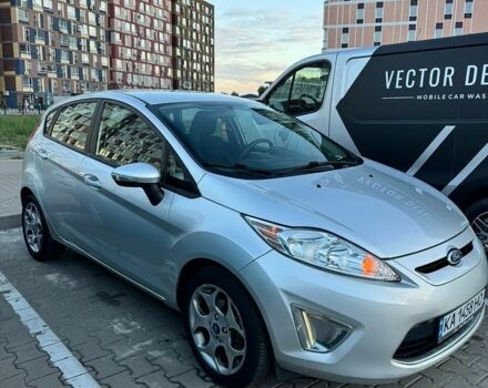 Сірий Форд Фієста, об'ємом двигуна 1.6 л та пробігом 332 тис. км за 5800 $, фото 1 на Automoto.ua