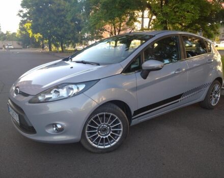 Сірий Форд Фієста, об'ємом двигуна 1.2 л та пробігом 107 тис. км за 5700 $, фото 1 на Automoto.ua