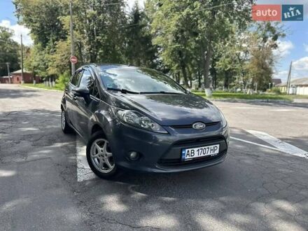 Серый Форд Фиеста, объемом двигателя 1.25 л и пробегом 97 тыс. км за 5499 $, фото 1 на Automoto.ua