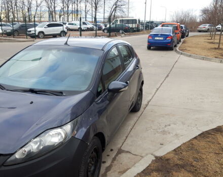 Сірий Форд Фієста, об'ємом двигуна 1.2 л та пробігом 203 тис. км за 6100 $, фото 1 на Automoto.ua