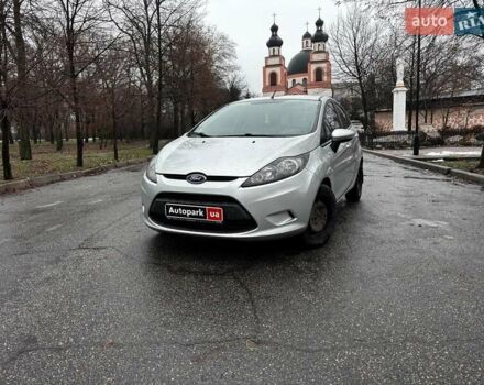 Сірий Форд Фієста, об'ємом двигуна 1.2 л та пробігом 239 тис. км за 5990 $, фото 1 на Automoto.ua