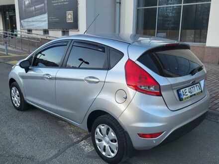 Серый Форд Фиеста, объемом двигателя 1.4 л и пробегом 170 тыс. км за 6799 $, фото 1 на Automoto.ua