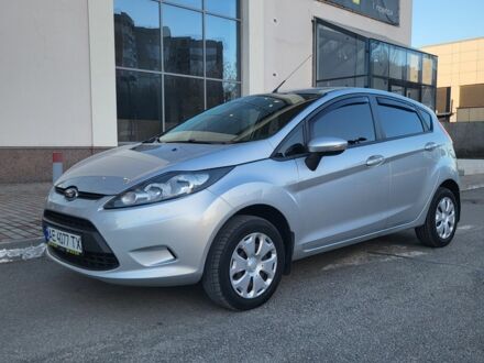 Серый Форд Фиеста, объемом двигателя 1.4 л и пробегом 170 тыс. км за 6799 $, фото 1 на Automoto.ua