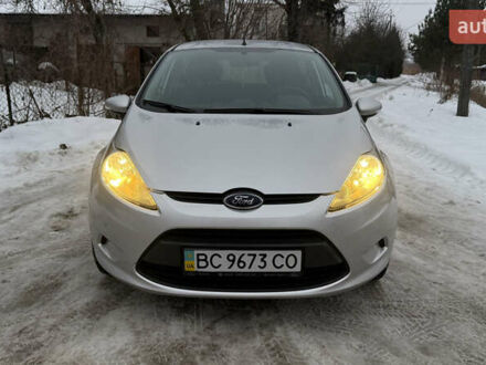 Серый Форд Фиеста, объемом двигателя 1.2 л и пробегом 78 тыс. км за 6300 $, фото 1 на Automoto.ua