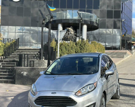 Серый Форд Фиеста, объемом двигателя 1.6 л и пробегом 79 тыс. км за 7200 $, фото 1 на Automoto.ua