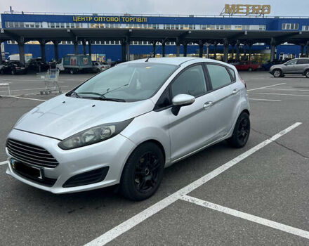 Серый Форд Фиеста, объемом двигателя 1 л и пробегом 228 тыс. км за 6200 $, фото 1 на Automoto.ua