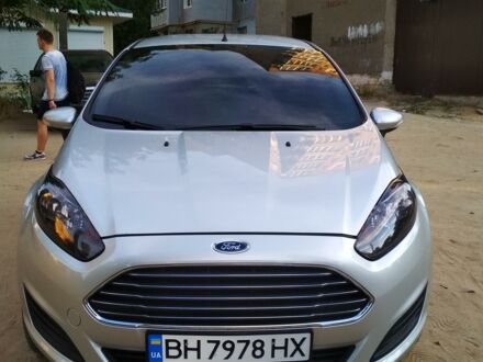 Сірий Форд Фієста, об'ємом двигуна 1 л та пробігом 54 тис. км за 8300 $, фото 1 на Automoto.ua