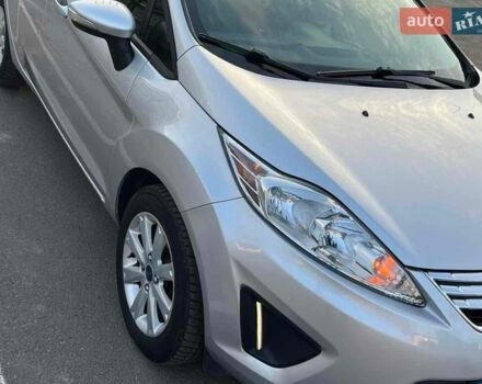 Сірий Форд Фієста, об'ємом двигуна 1.6 л та пробігом 224 тис. км за 5850 $, фото 1 на Automoto.ua