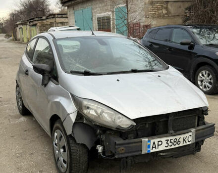 Серый Форд Фиеста, объемом двигателя 1.5 л и пробегом 200 тыс. км за 1500 $, фото 1 на Automoto.ua