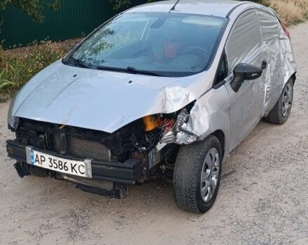 Серый Форд Фиеста, объемом двигателя 1.5 л и пробегом 100 тыс. км за 3000 $, фото 1 на Automoto.ua