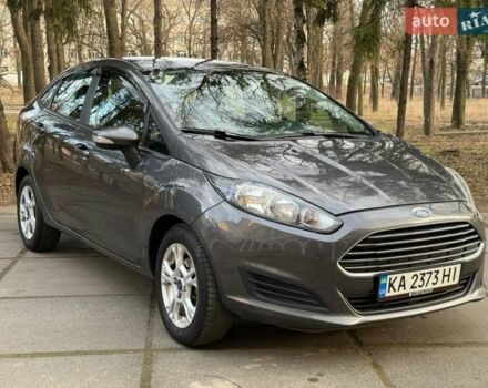 Серый Форд Фиеста, объемом двигателя 1.6 л и пробегом 180 тыс. км за 7000 $, фото 1 на Automoto.ua