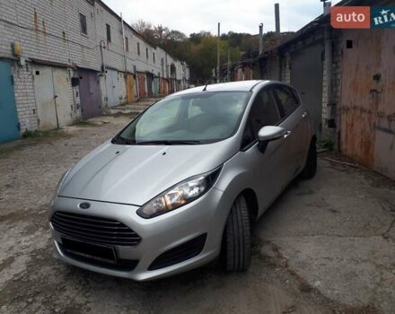 Серый Форд Фиеста, объемом двигателя 1 л и пробегом 75 тыс. км за 6500 $, фото 1 на Automoto.ua