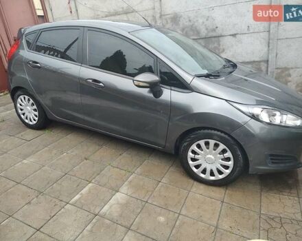 Сірий Форд Фієста, об'ємом двигуна 1.39 л та пробігом 118 тис. км за 7200 $, фото 1 на Automoto.ua