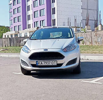 Серый Форд Фиеста, объемом двигателя 1.5 л и пробегом 247 тыс. км за 7500 $, фото 1 на Automoto.ua