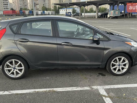 Сірий Форд Фієста, об'ємом двигуна 1.6 л та пробігом 175 тис. км за 7700 $, фото 1 на Automoto.ua