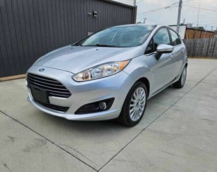 Серый Форд Фиеста, объемом двигателя 1.6 л и пробегом 99 тыс. км за 3200 $, фото 1 на Automoto.ua