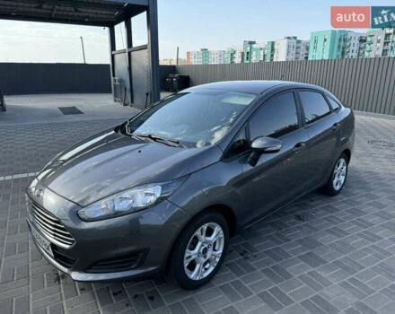 Серый Форд Фиеста, объемом двигателя 1.6 л и пробегом 145 тыс. км за 7400 $, фото 1 на Automoto.ua