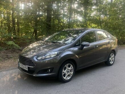 Серый Форд Фиеста, объемом двигателя 0 л и пробегом 100 тыс. км за 7000 $, фото 1 на Automoto.ua