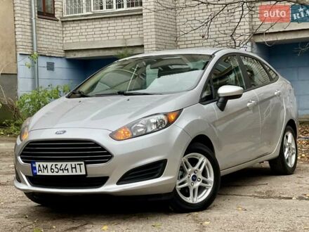 Форд Фиеста 2017 в Житомире на Automoto.ua Серый Форд Фиеста, объемом двигателя 1.6 л и пробегом 187 тыс. км за 8750 $, фото 1 на Automoto.ua