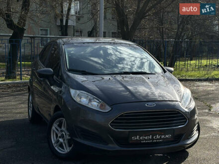 Серый Форд Фиеста, объемом двигателя 1.6 л и пробегом 107 тыс. км за 8199 $, фото 1 на Automoto.ua