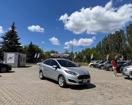 Серый Форд Фиеста, объемом двигателя 1.6 л и пробегом 150 тыс. км за 7200 $, фото 1 на Automoto.ua