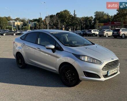 Серый Форд Фиеста, объемом двигателя 1.6 л и пробегом 75 тыс. км за 8800 $, фото 1 на Automoto.ua