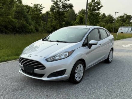 Форд Фієста 2017 у Львові на Automoto.ua Сірий Форд Фієста, об'ємом двигуна 1.6 л та пробігом 105 тис. км за 5300 $, фото 1 на Automoto.ua