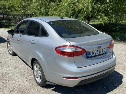 Форд Фиеста 2017 в Павлограде на Automoto.ua Серый Форд Фиеста, объемом двигателя 1.6 л и пробегом 175 тыс. км за 5500 $, фото 1 на Automoto.ua