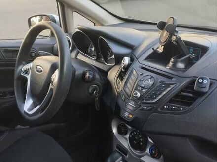 Форд Фиеста 2017 в Киеве на Automoto.ua Серый Форд Фиеста, объемом двигателя 1.6 л и пробегом 230 тыс. км за 8500 $, фото 1 на Automoto.ua