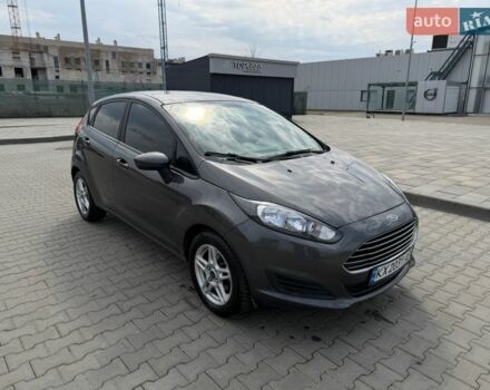 Серый Форд Фиеста, объемом двигателя 1.6 л и пробегом 127 тыс. км за 8200 $, фото 1 на Automoto.ua